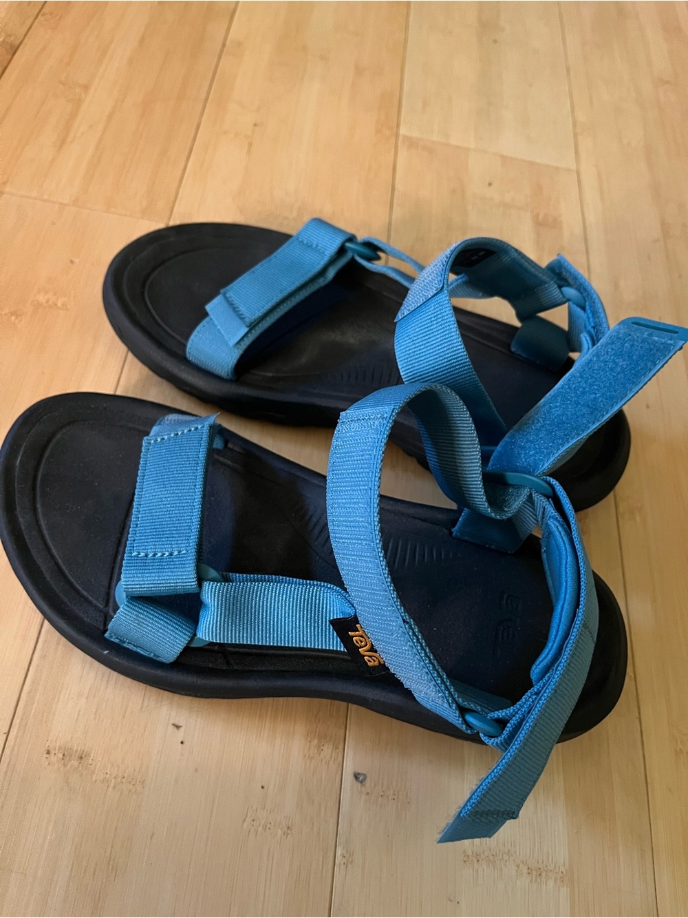 Women’s Light Blue Adjustable Strap TEVA Sandals 8 - Picture 2 of 3